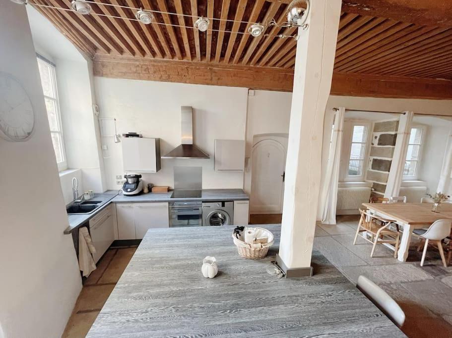 Apartament Logis Du Chandelier Le Puy-en-Velay Zewnętrze zdjęcie