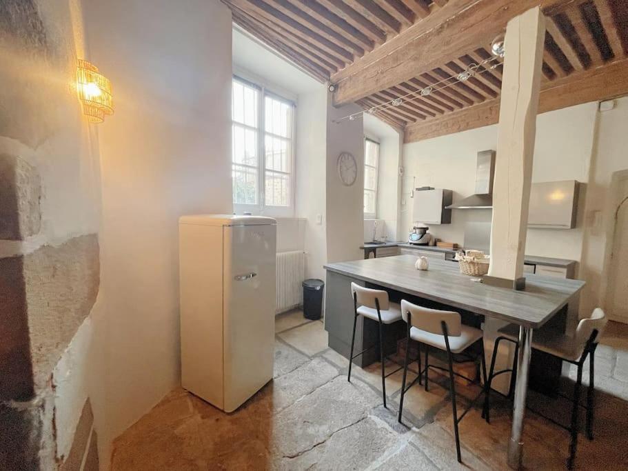 Apartament Logis Du Chandelier Le Puy-en-Velay Zewnętrze zdjęcie