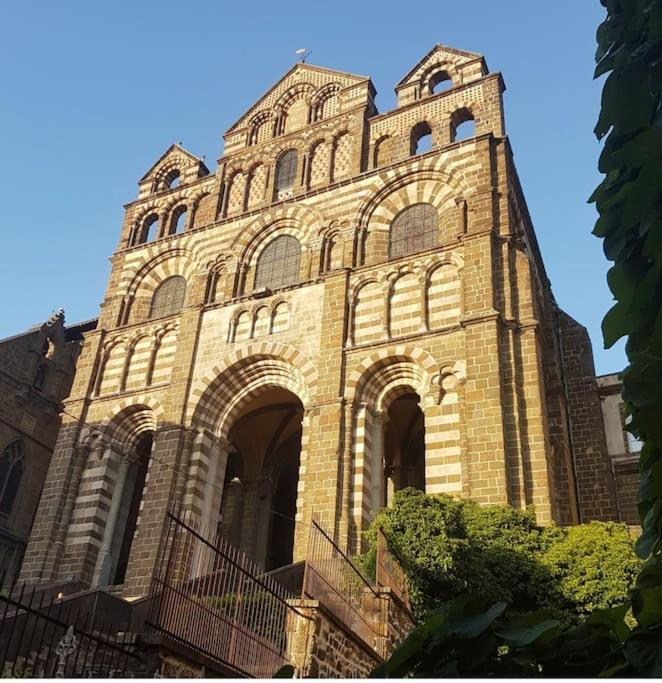 Apartament Logis Du Chandelier Le Puy-en-Velay Zewnętrze zdjęcie